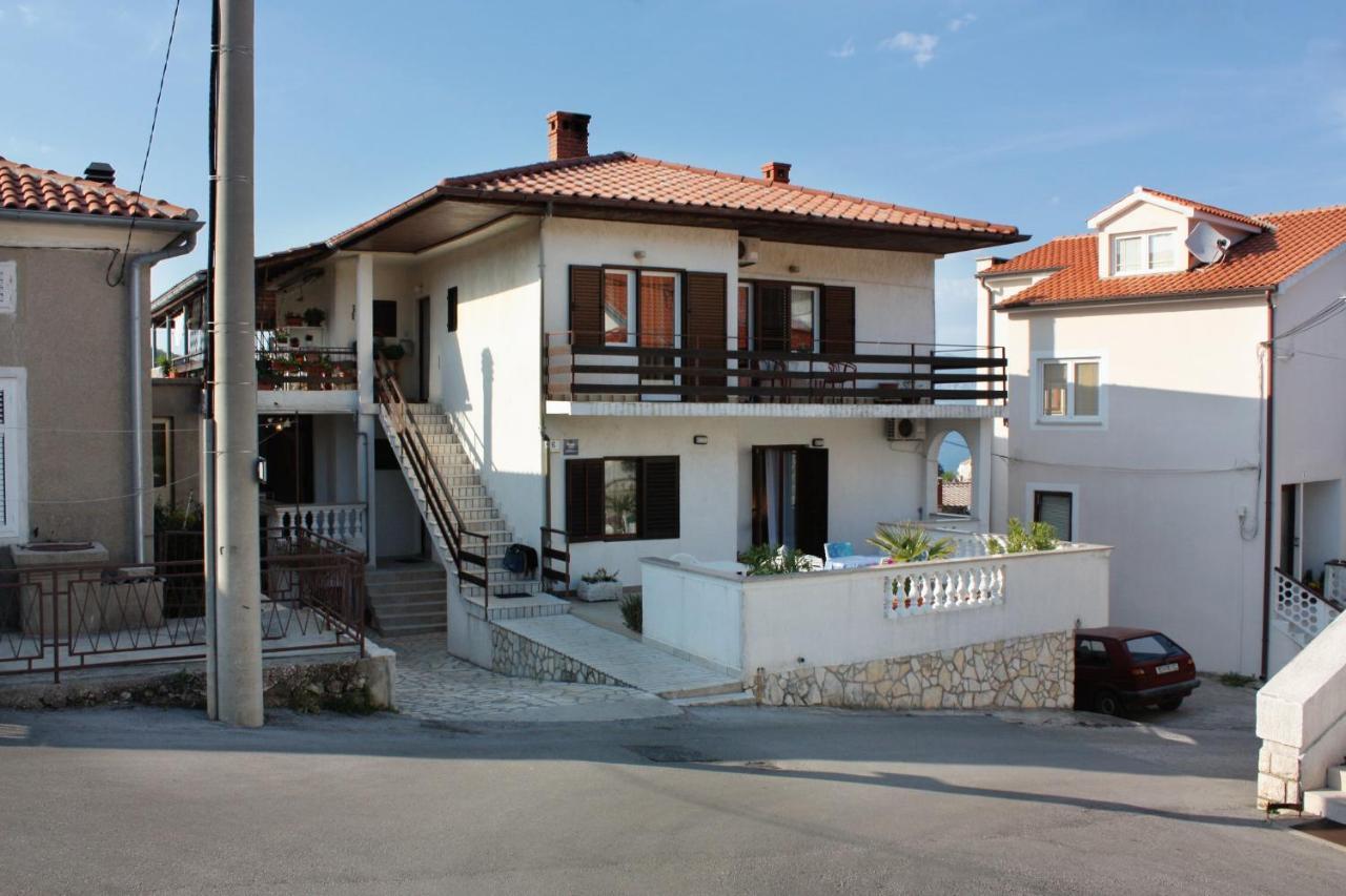 Double Room Vrbnik 5301B Exterior foto