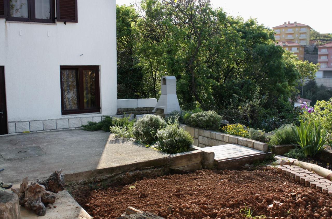 Double Room Vrbnik 5301B Exterior foto